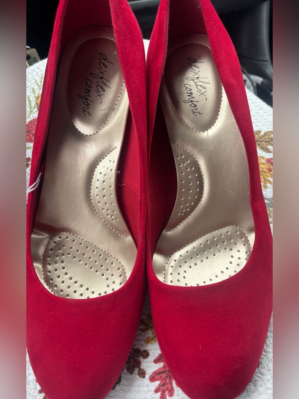 dexflex comfort Red Suede-Look Women's Pumps size 10W